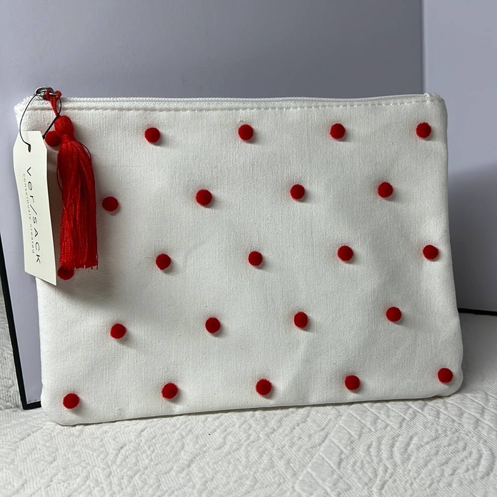 ⭐️🌸Ver/Sak NWT red polka dot tassel lined makeup toiletries Beach bag clutch